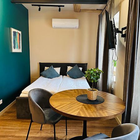 Colonel Suites & Apartments Riga Bagian luar foto