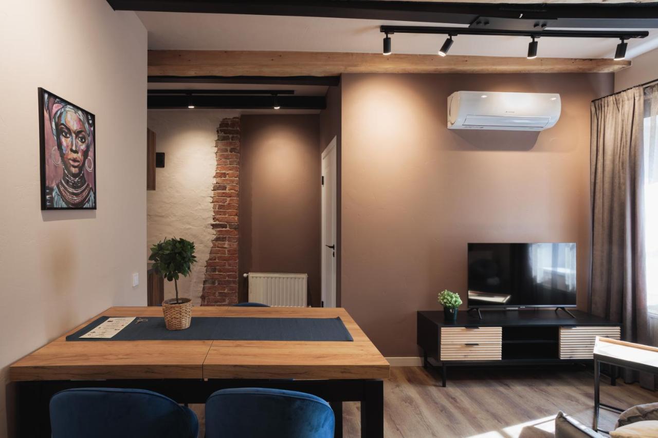 Colonel Suites & Apartments Riga Bagian luar foto